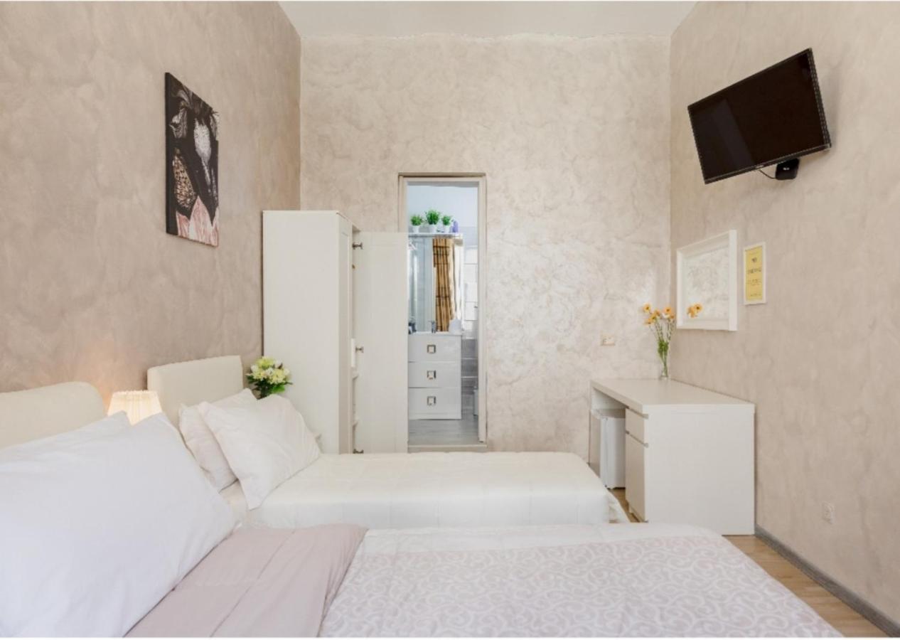 Rome Place Екстер'єр фото